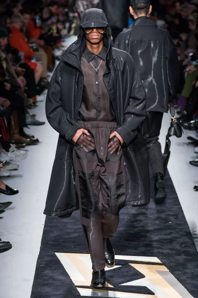 Look 51